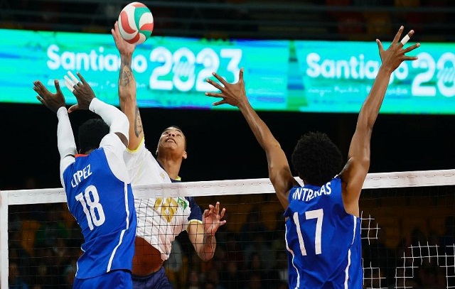 Darlan salva de novo, Brasil vence Cuba e vai à semi do Vôlei no Pan