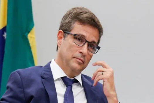 Sobre Argentina, Campos Neto diz não conseguir ver como acabar com todas as funções de um BC