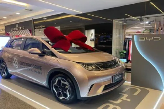 Miramar Shopping sorteia carro 100% elétrico em campanha de Natal