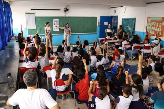 Estudantes de Diadema recebem formação sobre uso seguro da internet