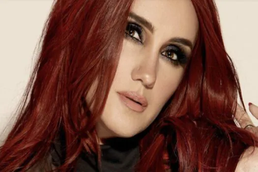 Estampando mais uma capa de revista brasileira, Dulce Maria fala sobre maternidade e turnê