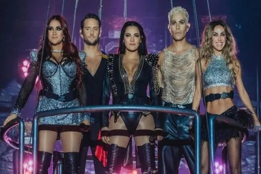 Dulce Maria é diagnosticada com bronquite e RBD faz show hoje em SP