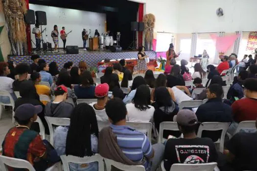 Seminário em Diadema discute promoção de uma educação antirracista