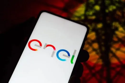 Brecha no site da Enel permitiu acesso à CPF, endereço e dívidas de clientes