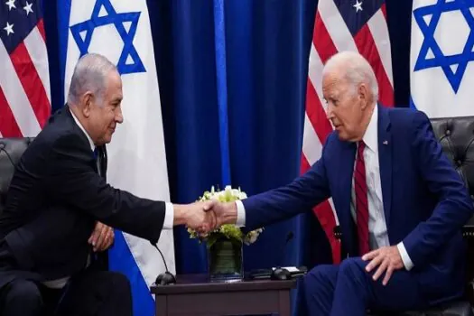 Câmara dos EUA aprova US$ 14 bi em ajuda militar a Israel e Biden promete veto