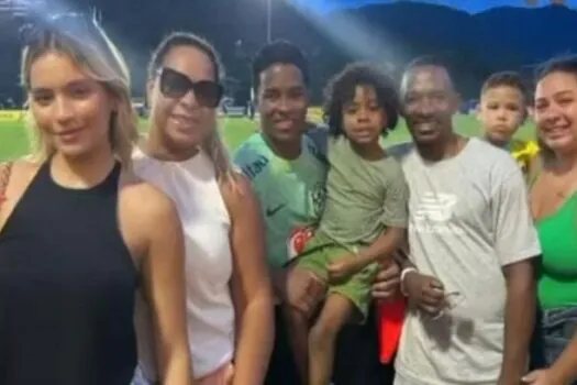 Família de Endrick vive expectativa de 1º jogo pela seleção no Brasil