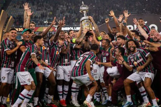 Fluminense domina seleção da Libertadores com cinco jogadores