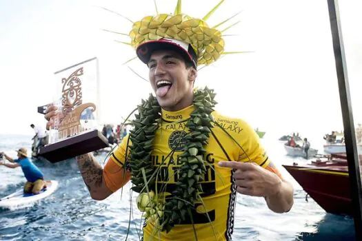 Gabriel Medina é criticado por alerta a cirurgias estéticas