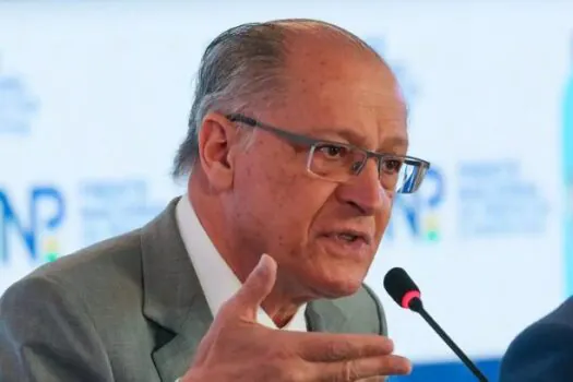 Reforma tributária vai ampliar investimentos e exportações, diz Alckmin