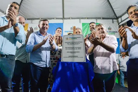 Prefeito Orlando Morando entrega revitalização do Ginásio Poliesportivo do Terra Nova II