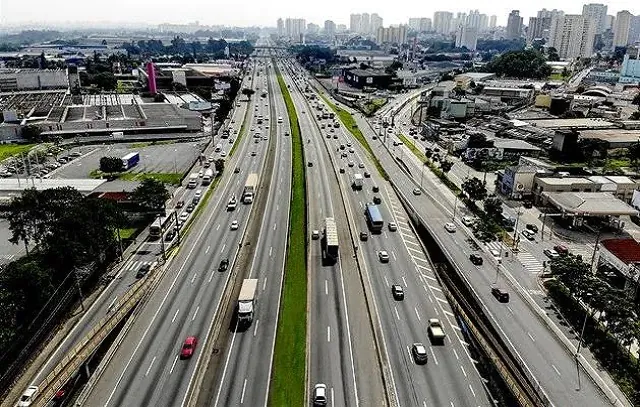 leiloes-rodovias