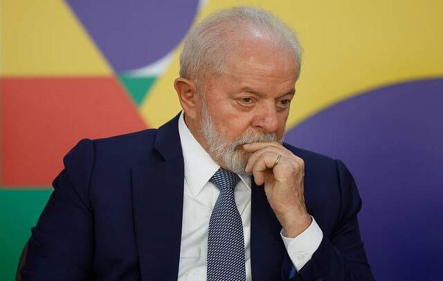 'Não tenho de gostar do presidente de Chile, Argentina e Venezuela', diz Lula