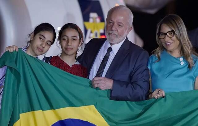 Lula garante que Brasil tentará trazer mais famílias da Faixa de Gaza