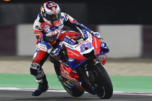 Marini consegue pole na etapa do Catar de MotoGP e ofusca favoritos ao título