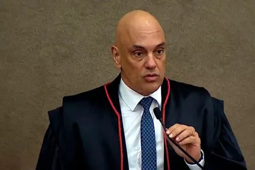 Moraes admite erro, mas mantém pena de 17 anos em voto contra réu do 8/1