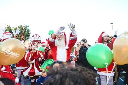 Papai Noel chega de helicóptero no Suzano Shopping neste domingo