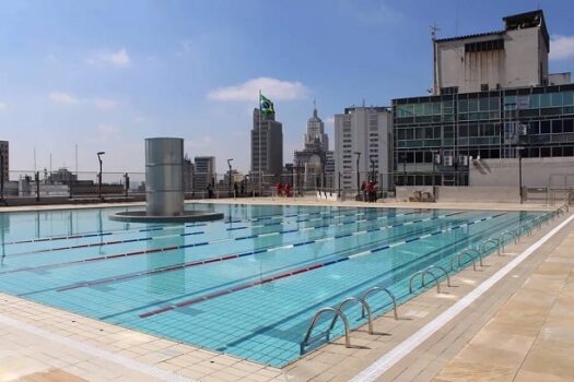 Calor em SP lota piscinas do Sesc; veja quais unidades possuem o equipamento e como usar