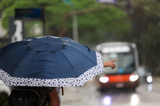 São Paulo terá domingo (26) com chuvas isoladas e céu nublado