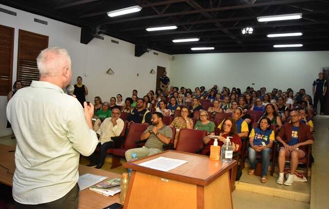 Educação de Santo André destaca práticas exitosas realizadas na rede municipal