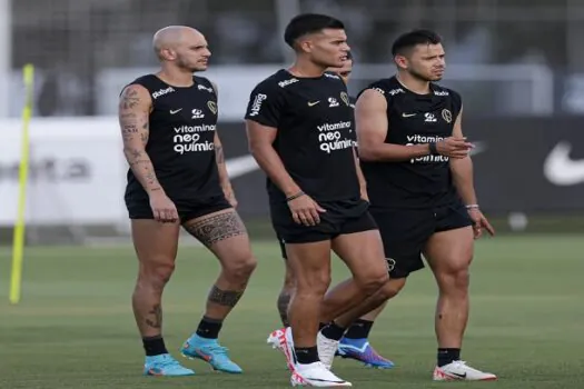 Corinthians se reapresenta e treina sem Cássio, Veríssimo, Giuliano e Renato Augusto