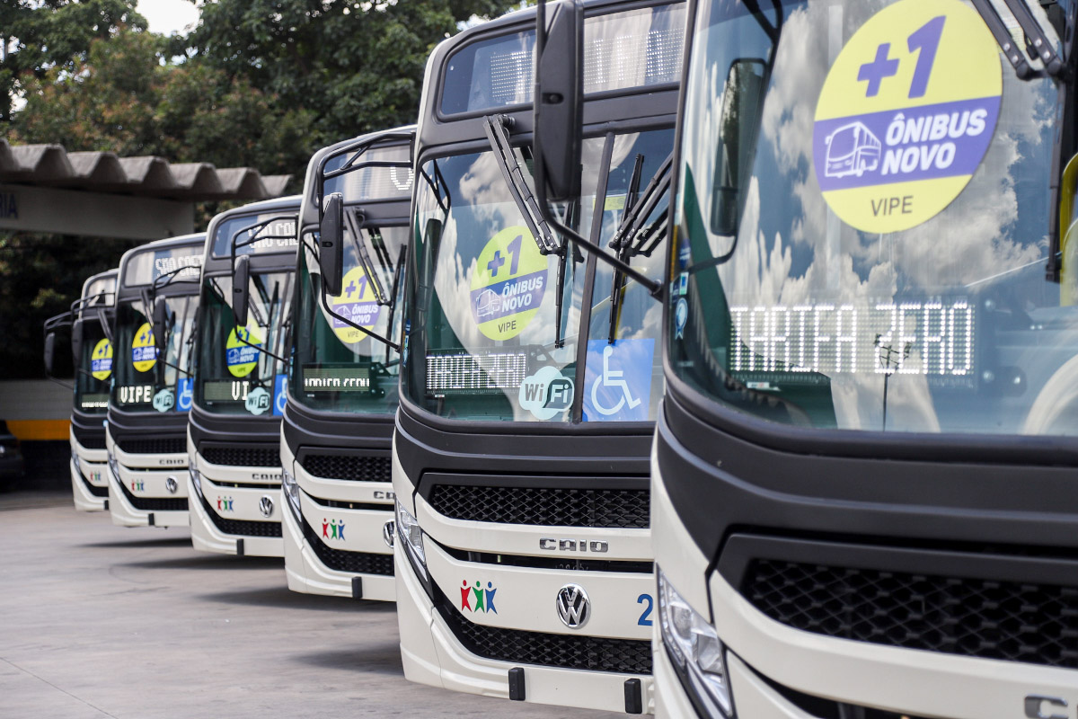 São Caetano recebeu hoje seis novos ônibus para integrar sua frota