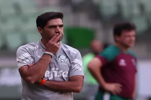 Palmeiras não deixa Botafogo disparar, mas vitória vem com alerta para Abel