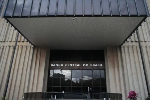 Senado aprova novos diretores do Banco Central