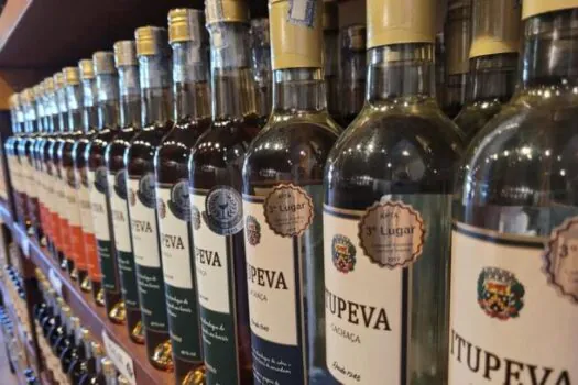 Agricultura de SP reúne produtores rurais para 1º Concurso Estadual da Cachaça Paulista