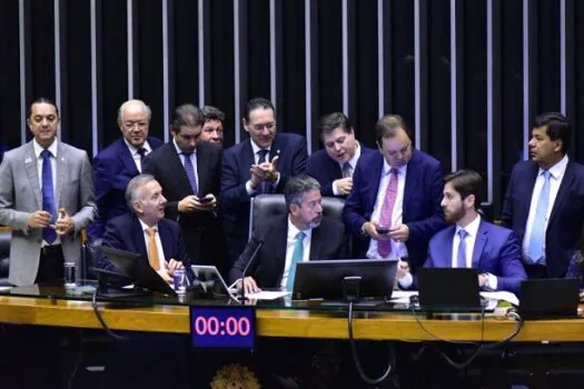 Câmara aprova reforma tributária em votação histórica