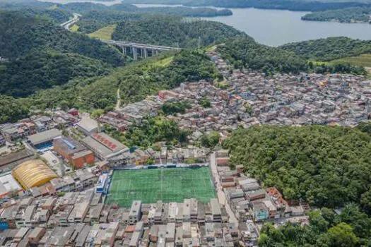 Prefeito Orlando Morando entrega campo do Areião após revitalização completa