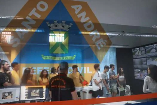 Estudantes visitam Centro de Resiliência da Defesa Civil de Santo André