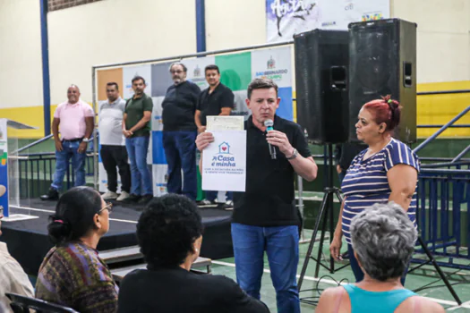 Prefeito Orlando Morando concretiza regularização fundiária para 247 famílias do Sítio Bom Jesus