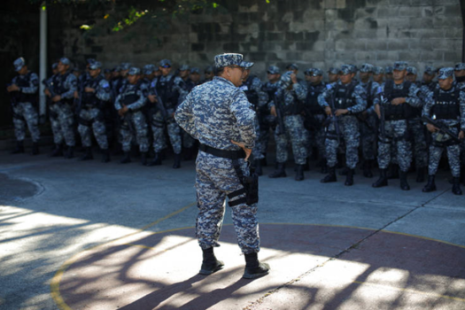 Justiça de El Salvador manda prender ex-presidente por encobrir massacre