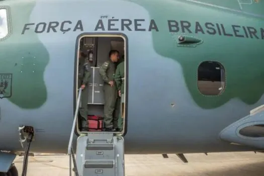 Voo para resgatar mais brasileiros em Gaza decola na quinta