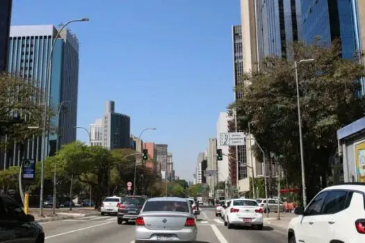 Avenida Faria Lima terá faixa só para motos a partir desta segunda (4)