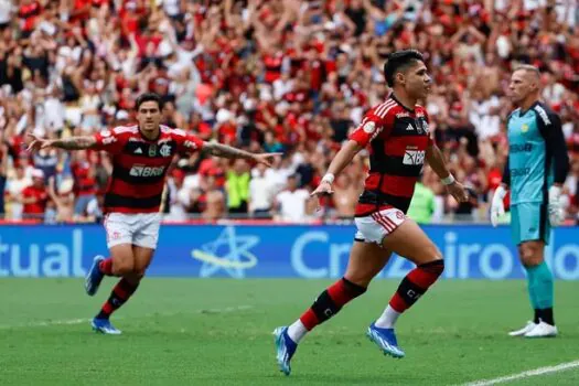 Flamengo vence e depende de si por vaga na fase de grupos da Libertadores