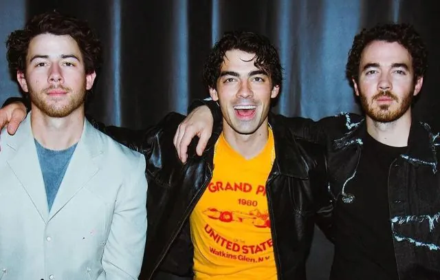 jonas-brothers