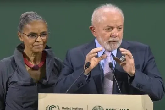 Lula se emociona e quebra protocolo na COP-28 para Marina falar sobre florestas