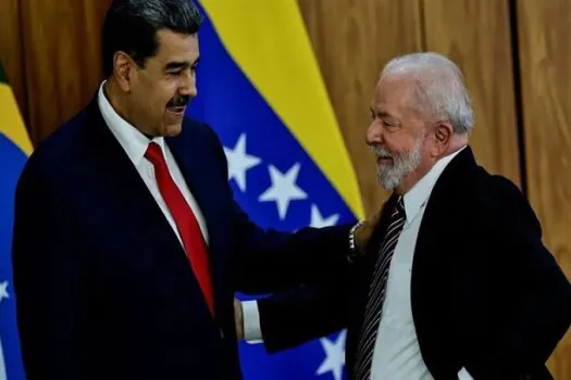 Lula pede a Maduro que evite ‘medidas unilaterais’ em disputa por Essequibo