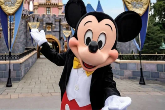 Mickey Mouse será assassino em filme de terror após obra cair em domínio público