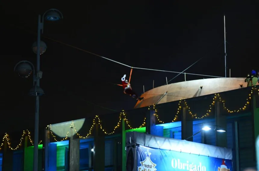 Santo André inaugura Paço Encantado com espetáculo emocionante e dá início ao Natal Solidário