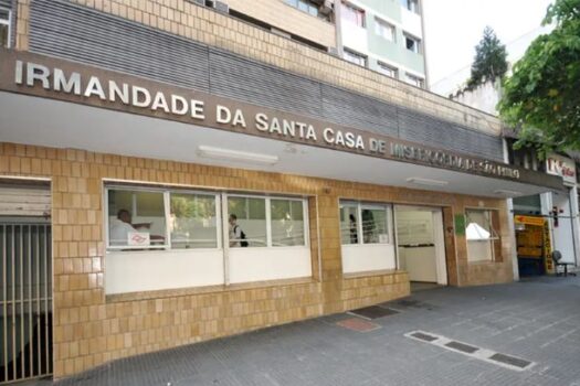 Médico da Santa Casa é afastado por suspeita de abuso sexual durante cirurgia