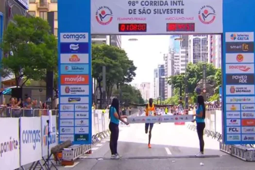 São Silvestre 2023: Timothy Kiplagat vence no masculino e Catherine Reline é bi no feminino