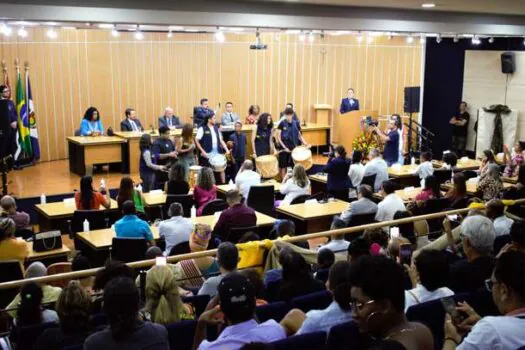 Com festa e mensagem contra o racismo, Câmara comemora Dia Nacional de Zumbi e da Consciência Negra