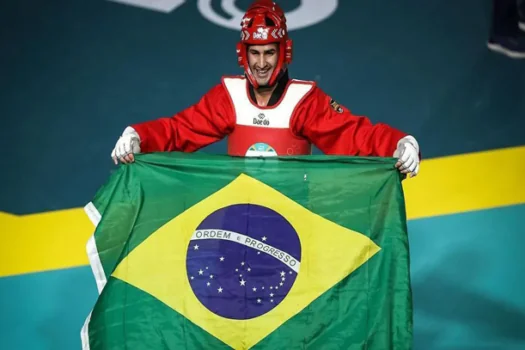 Brasileiro campeão do taekwondo no Pan é suspenso por doping