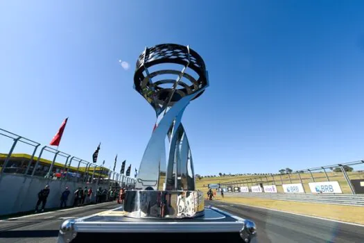 Stock Car define campeão no domingo (17)