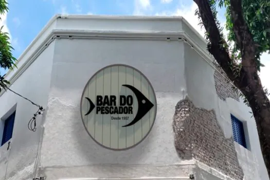 Com mais de 60 anos de história, Bar do Pescador reabre as portas