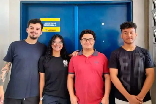 Alunos da Etec Jaraguá desenvolvem sistema de irrigação inteligente