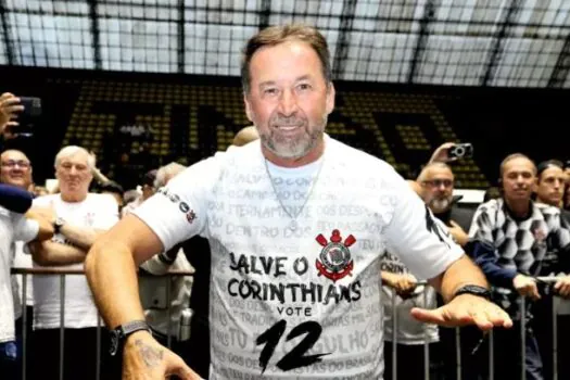 Em meio à crise, vice do Corinthians revela chateação com Augusto Melo