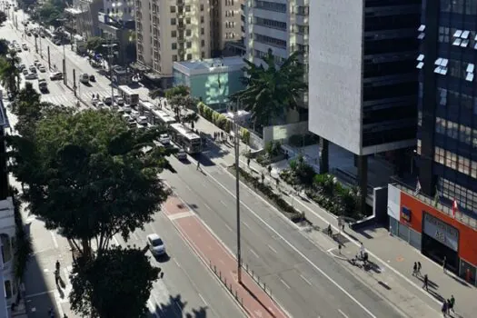 Avenida Paulista recebe novo projeto de modernização e está mais iluminada